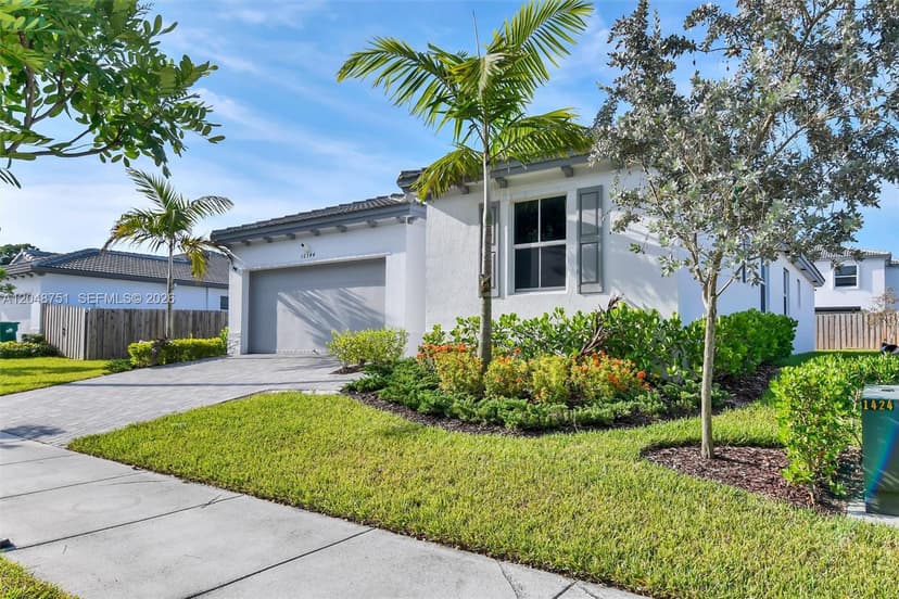 16344 SW 290th St, Homestead FL 33033