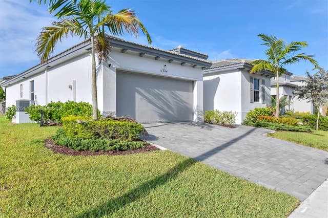 16344 SW 290th St, Homestead FL 33033 - Homestead, FL - Photo 4
