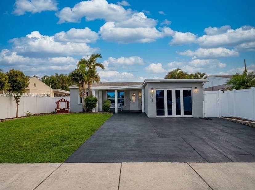 5417 NE 4th Ter, Oakland Park FL 33334
