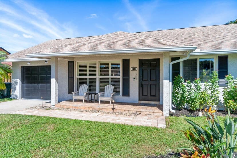 1315 Fulmar Drive, Delray Beach FL 33444