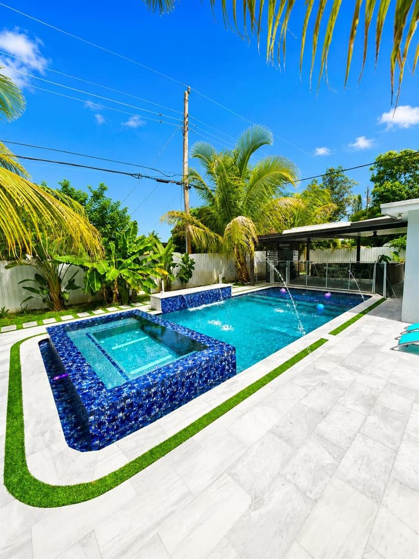 1902 Baythorne Road, West Palm Beach FL 33415