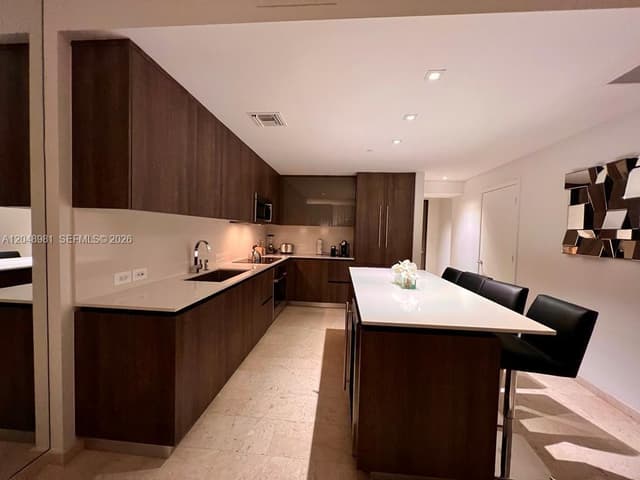 88 SW 7th St # 808, Miami FL 33130 - Miami, FL - Photo 2