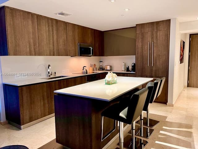 88 SW 7th St # 808, Miami FL 33130 - Miami, FL - Photo 6