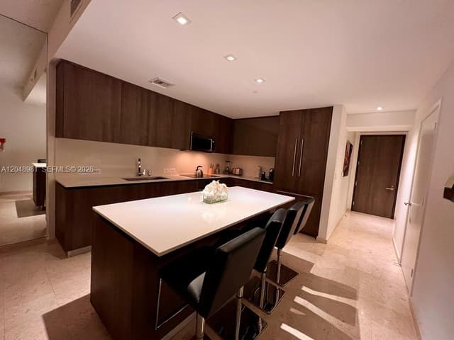 88 SW 7th St # 808, Miami FL 33130 - Miami, FL - Photo 3