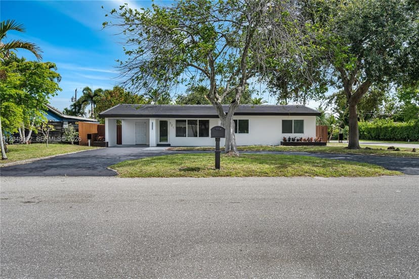 321 NW 36th St, Oakland Park FL 33309