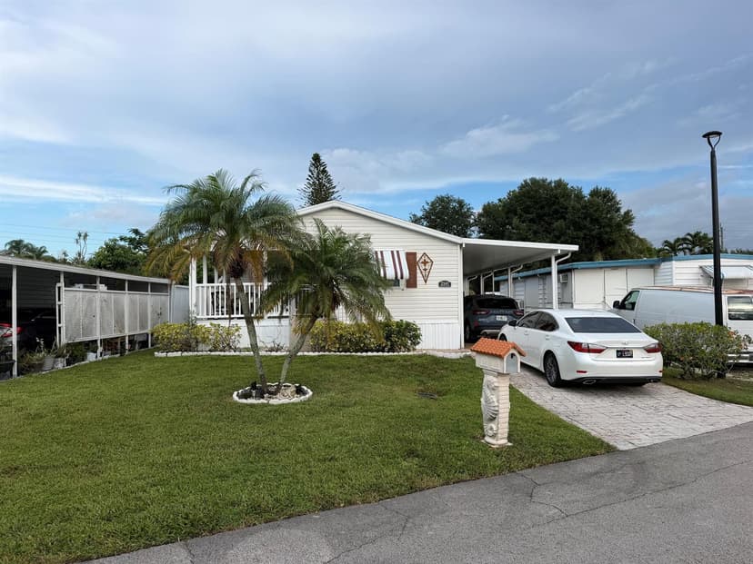 2141 SW 87th Terrace, Davie FL 33324
