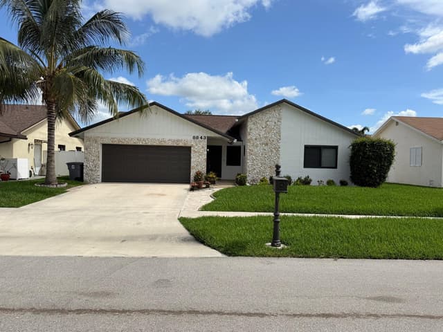 8843 SW 16th Street, Boca Raton FL 33433 - Boca Raton, FL - Photo 2