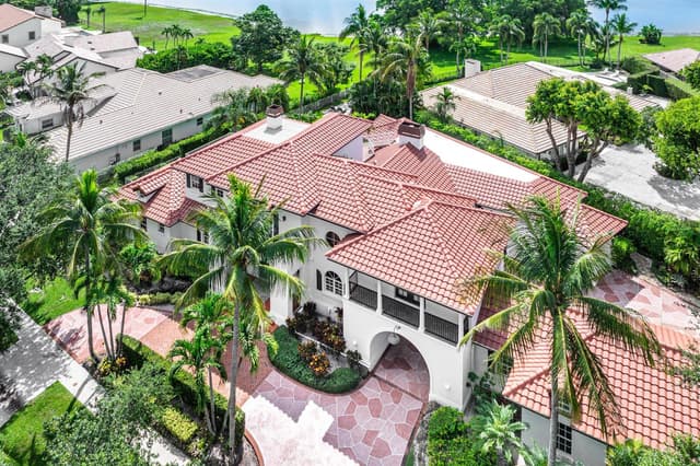 2 Firestone Circle, West Palm Beach FL 33401 - West Palm Beach, FL - Photo 2