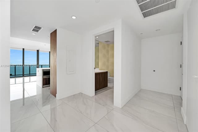 3131 NE 7th Ave # 1806, Miami FL 33137 - Miami, FL - Photo 5