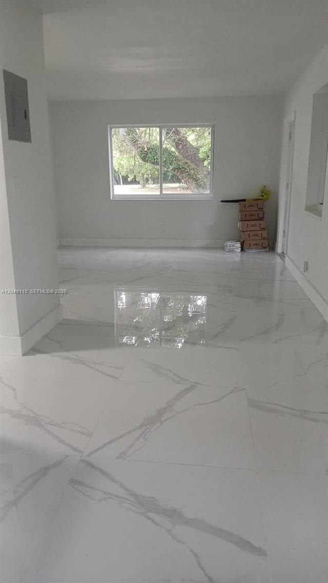 3751 SW 31st Dr, West Park FL 33023 - West Park, FL - Photo 5