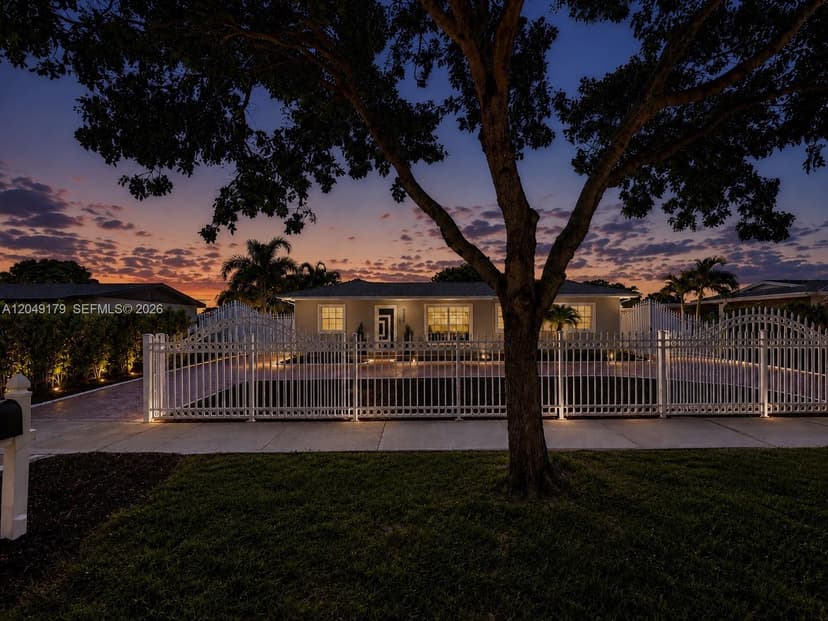 20501 NW 44th Ct, Miami Gardens FL 33055
