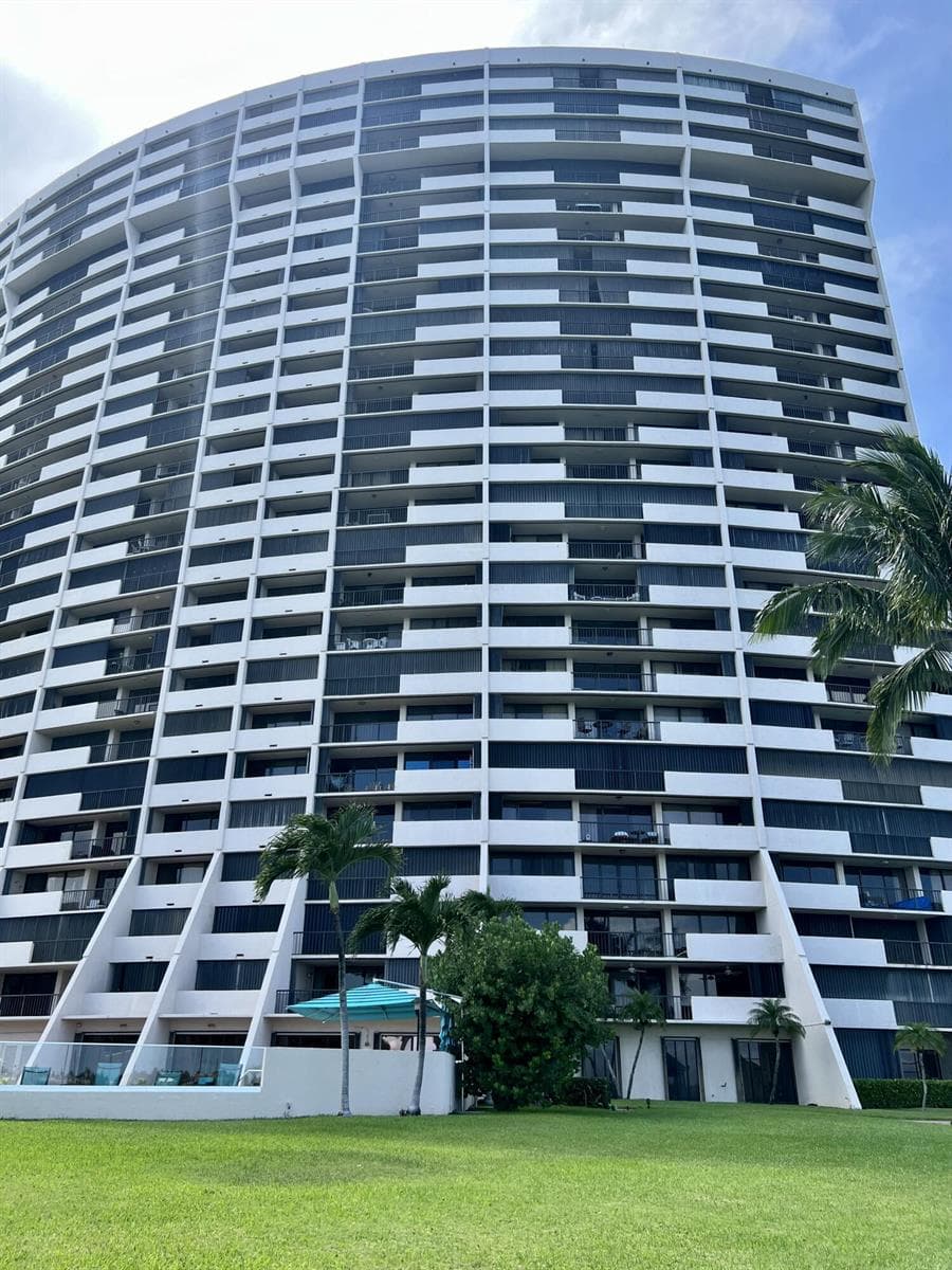 5200 N Flagler Drive # 503, West Palm Beach FL 33407 - West Palm Beach, FL - Photo 1