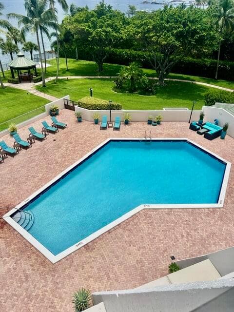 5200 N Flagler Drive # 503, West Palm Beach FL 33407 - West Palm Beach, FL - Photo 4