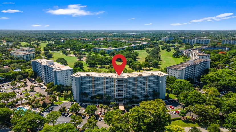 625 Oaks Drive # 405, Pompano Beach FL 33069