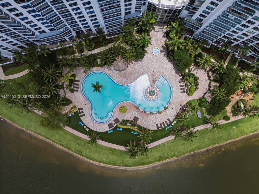 2681 N Flamingo Rd # 2205S, Sunrise FL 33323