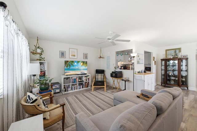 30 Waterford B, Delray Beach FL 33446 - Delray Beach, FL - Photo 5