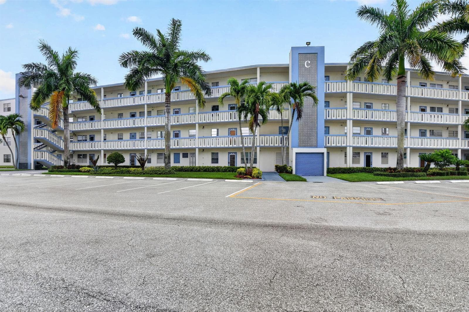 3057 Yarmouth C, Boca Raton FL 33434 - Boca Raton, FL - Photo 1