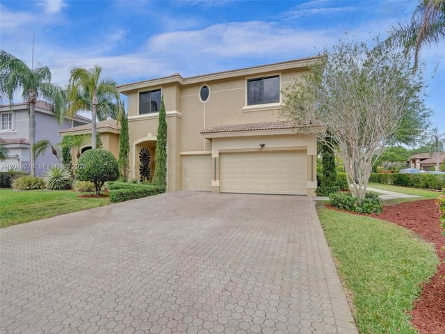 303 NW 119th Dr, Coral Springs FL 33071 - Coral Springs, FL - Photo 3