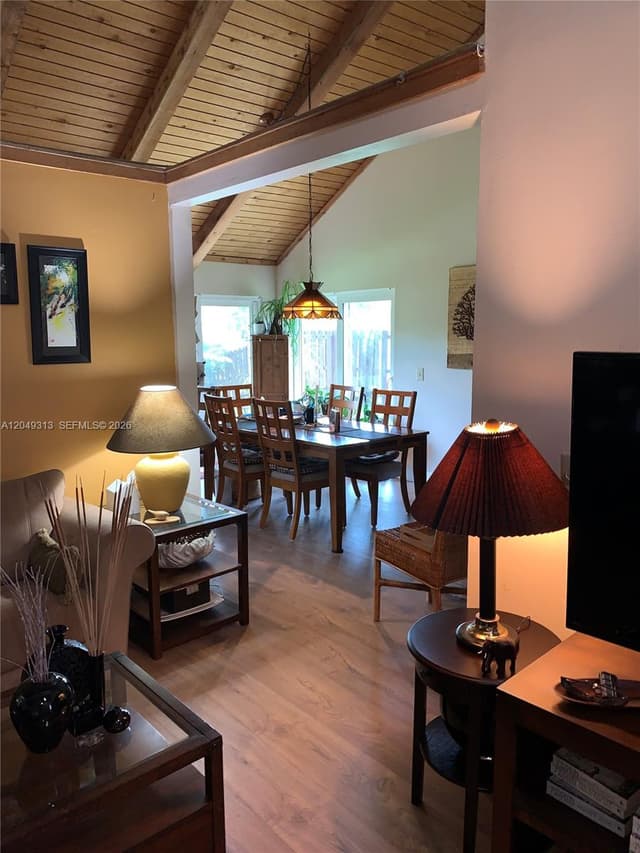 2811 Devonwood Ave, Miramar FL 33025 - Miramar, FL - Photo 3