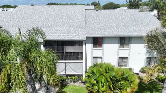 1013 Green Pine Boulevard # H2, West Palm Beach FL 33409 - West Palm Beach, FL - Photo 2