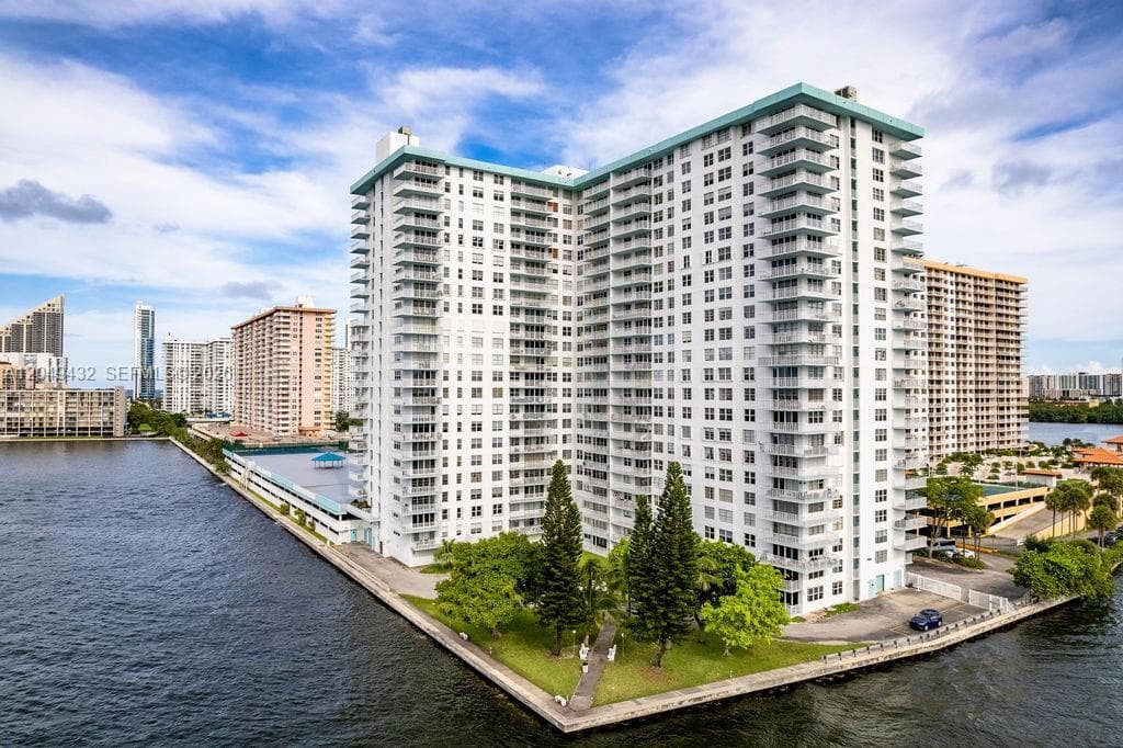 301 174th St # L05, Sunny Isles Beach FL 33160 - Sunny Isles Beach, FL - Photo 1