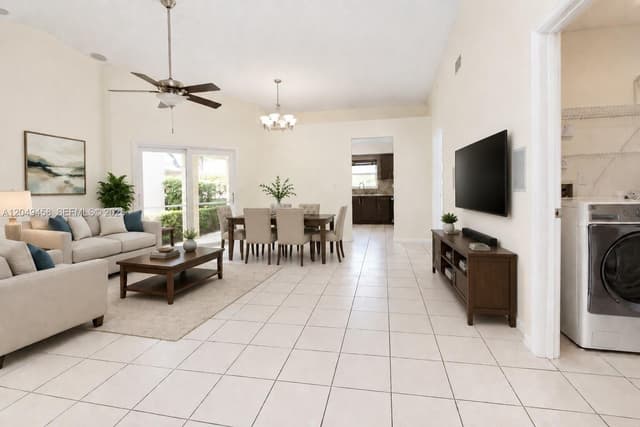 687 SE 22nd Dr, Homestead FL 33033 - Homestead, FL - Photo 4