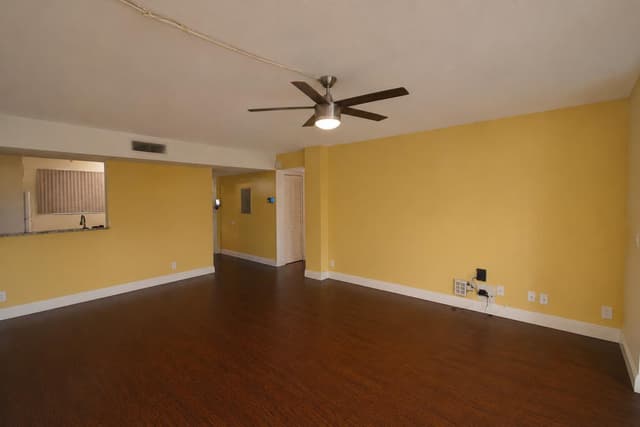 5220 Las Verdes Circle # 220, Delray Beach FL 33484 - Delray Beach, FL - Photo 4