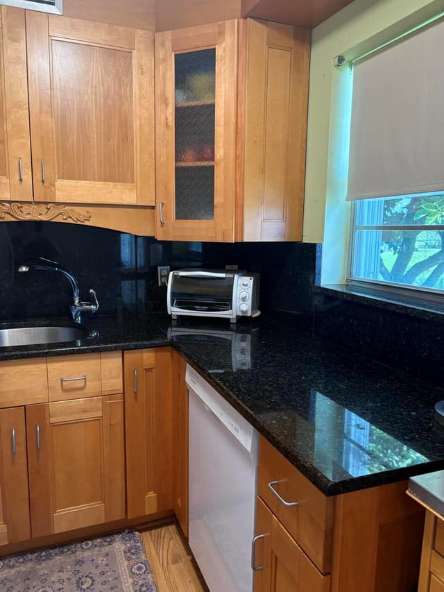 25 Kent B, West Palm Beach FL 33417 - West Palm Beach, FL - Photo 7
