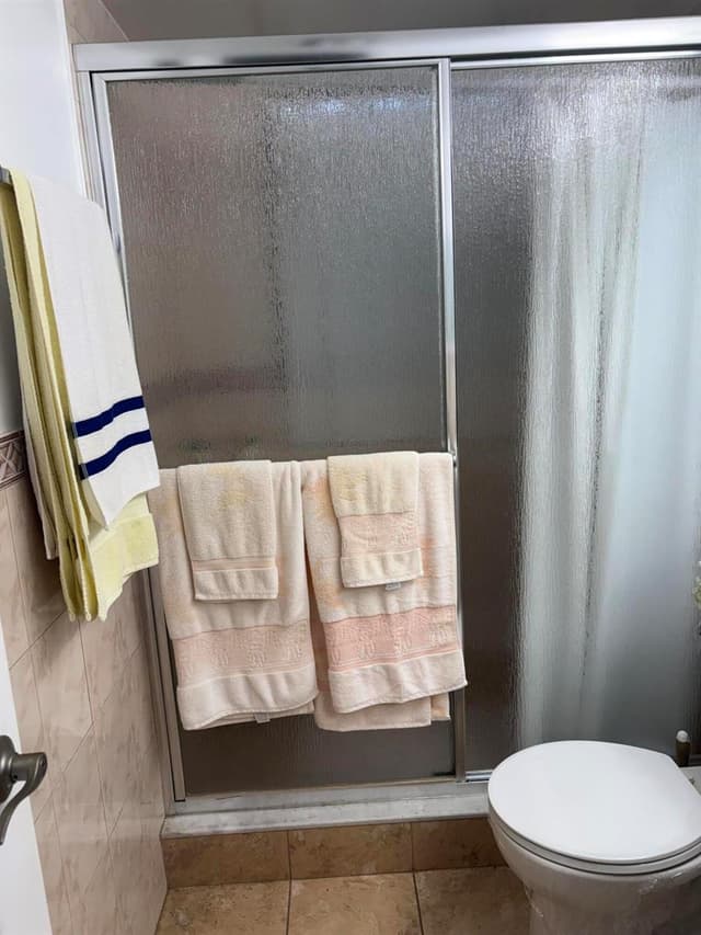 25 Kent B, West Palm Beach FL 33417 - West Palm Beach, FL - Photo 3