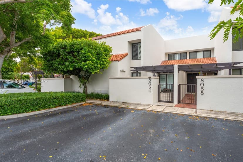 8054 SW 86th Ter, Miami FL 33143
