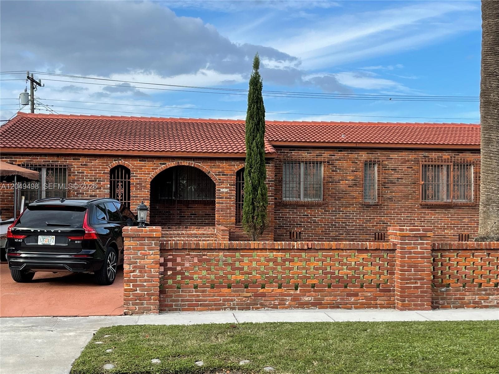 291 W 59th St, Hialeah FL 33012 - Hialeah, FL - Photo 1