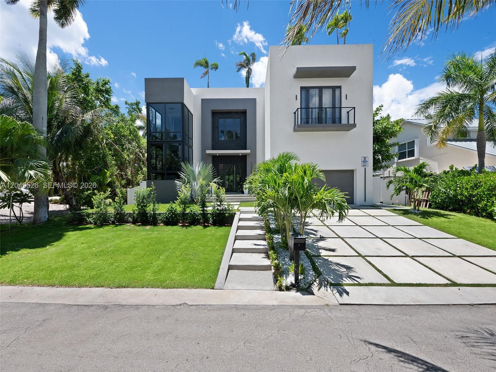 638 Lakeside Harbor, Boynton Beach FL 33435