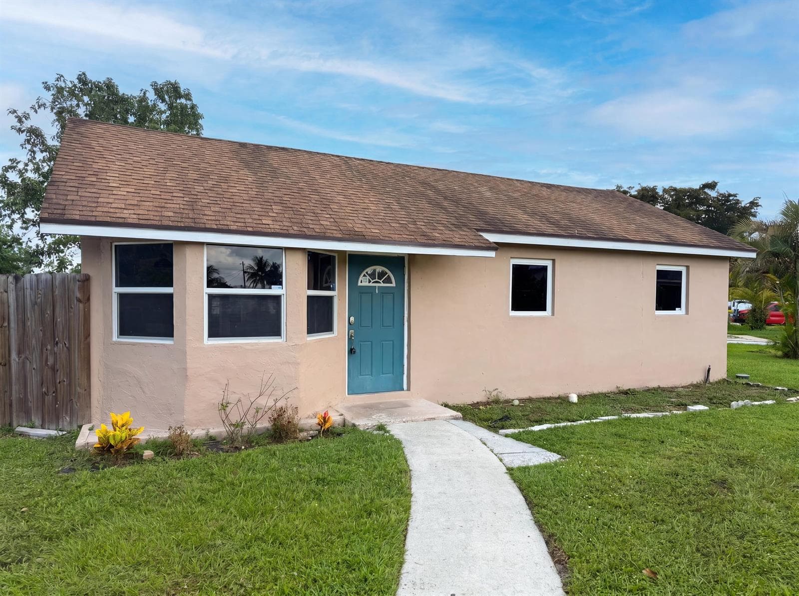 752 Orchid Drive, Royal Palm Beach FL 33411