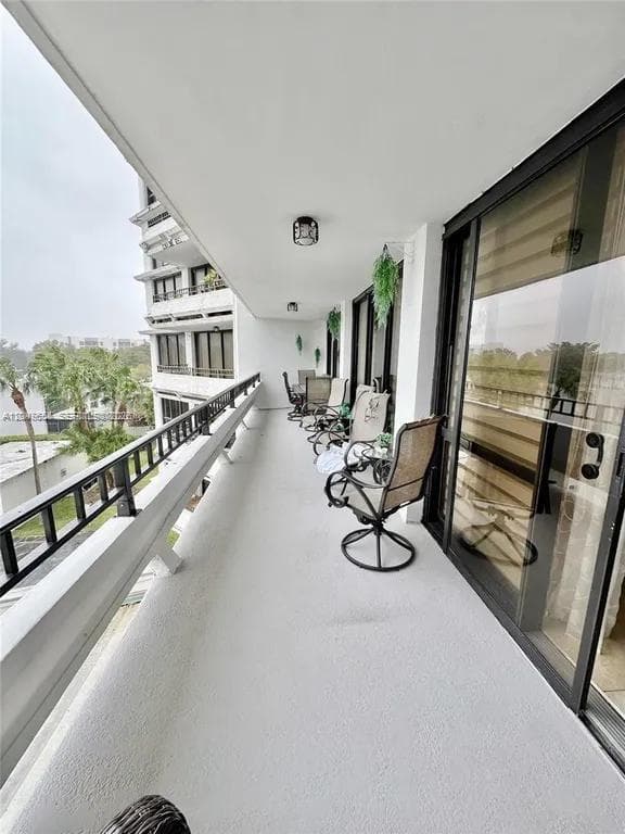 13953 Kendale Lakes Cir # 410B, Miami FL 33183 - Miami, FL - Photo 2