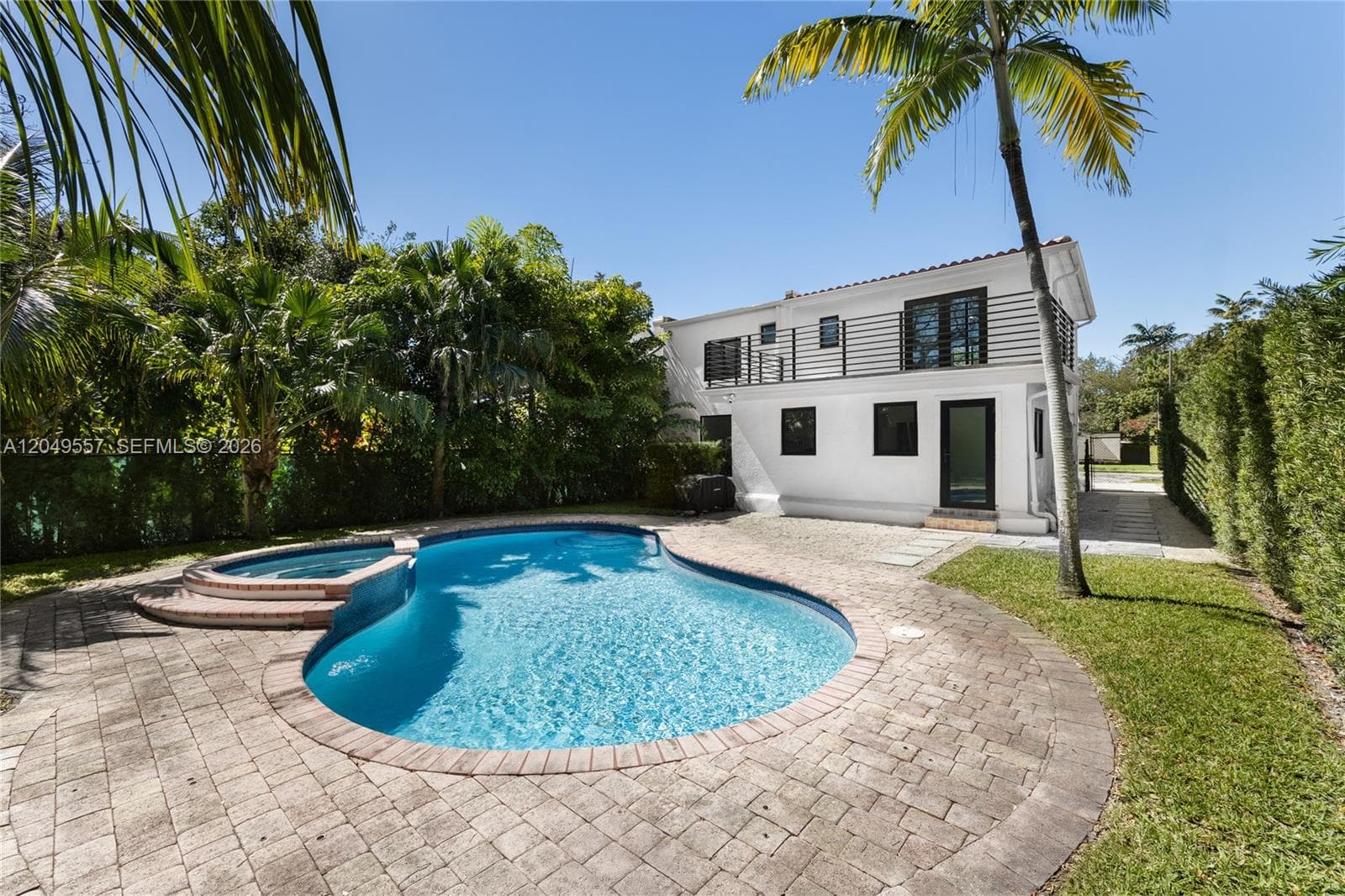 7111 SW 63rd Ave, South Miami FL 33143 - South Miami, FL - Photo 1