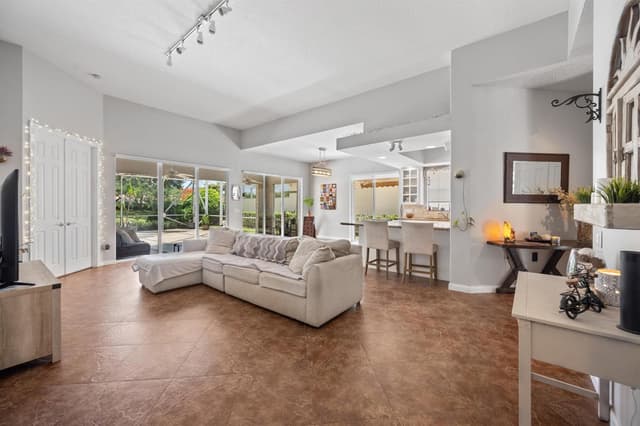 2862 Irma Lake Drive, West Palm Beach FL 33411 - West Palm Beach, FL - Photo 4
