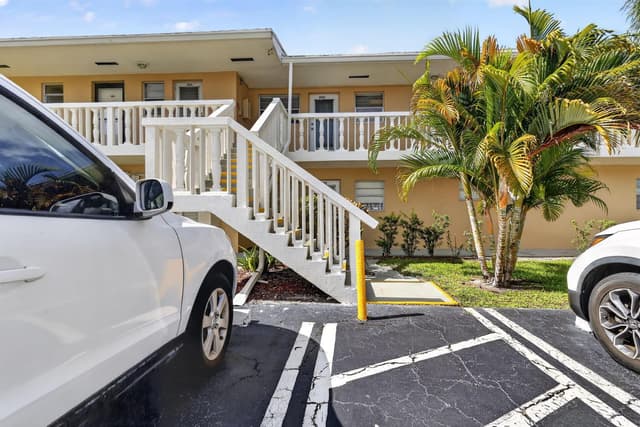 2182 NE 1st Way # 202, Boynton Beach FL 33435 - Boynton Beach, FL - Photo 3