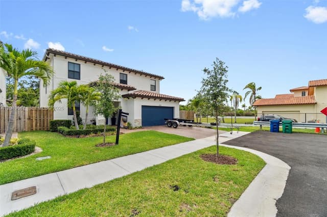 24242 SW 119th Pl, Homestead FL 33032 - Homestead, FL - Photo 2