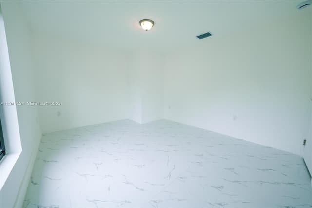 1112 NW 81st St, Miami FL 33150 - Miami, FL - Photo 5