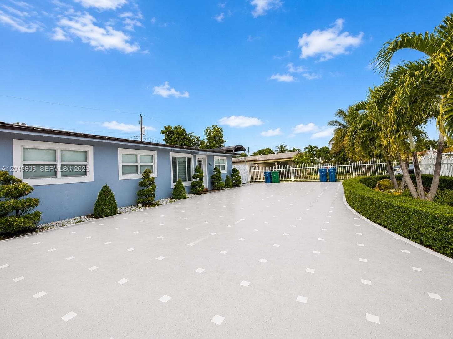 17370 NW 52nd Pl, Miami Gardens FL 33055 - Miami Gardens, FL - Photo 1