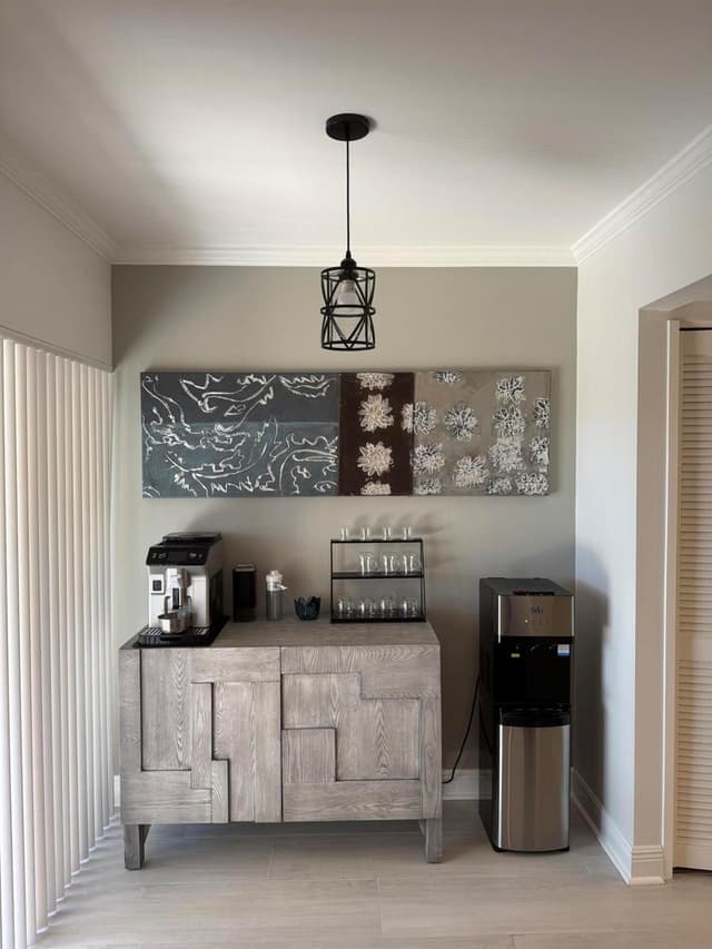 5644 Santiago Circle, Boca Raton FL 33433 - Boca Raton, FL - Photo 2