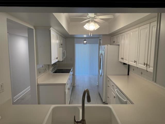 5644 Santiago Circle, Boca Raton FL 33433 - Boca Raton, FL - Photo 5