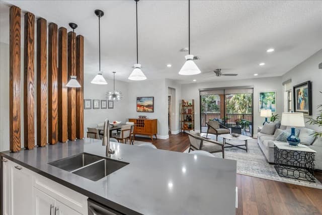 2802 Kinsington Circle # 4, Weston FL 33332 - Weston, FL - Photo 3