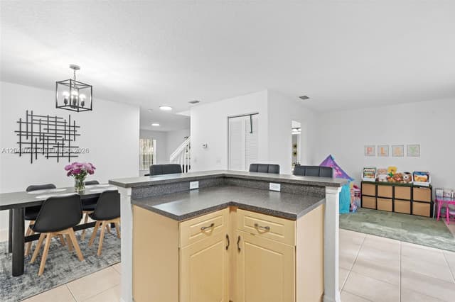 2303 SW 87th Ter, Miramar FL 33025 - Miramar, FL - Photo 7