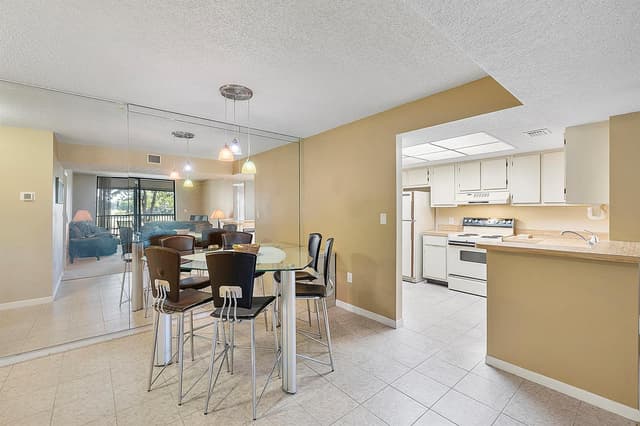 5530 NW 44th Street # 216c, Lauderhill FL 33319 - Lauderhill, FL - Photo 4