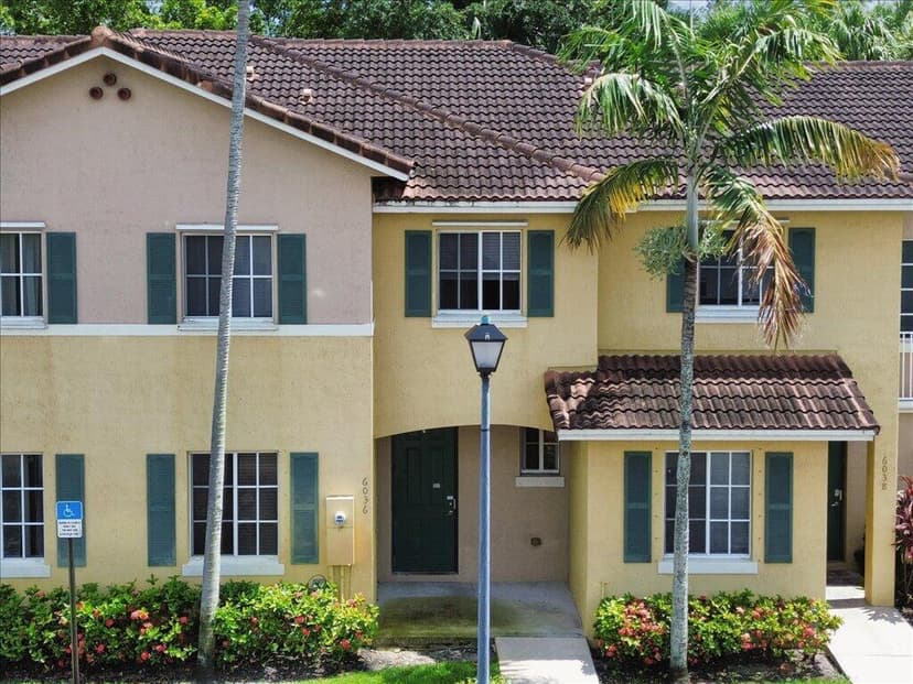 6036 SW 19th Place, North Lauderdale FL 33068