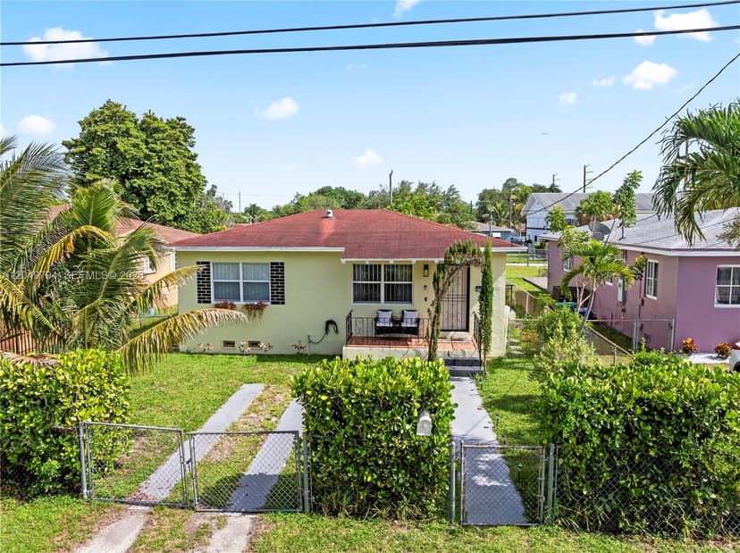 1920 NW 69th Ter, Miami FL 33147