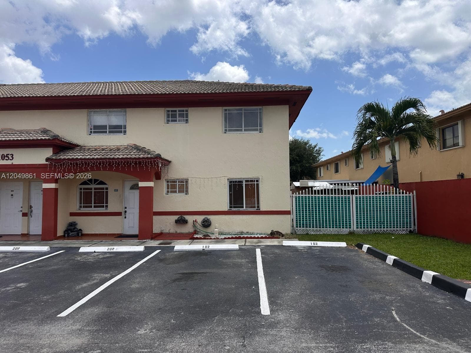 11053 W Okeechobee Rd # 102, Hialeah Gardens FL 33018 - Hialeah Gardens, FL - Photo 1