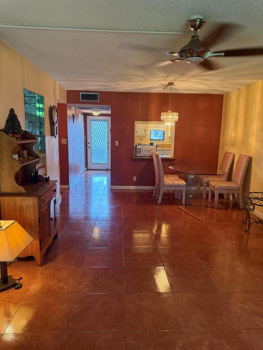 9440 SW 8th Street # 110, Boca Raton FL 33428 - Boca Raton, FL - Photo 1