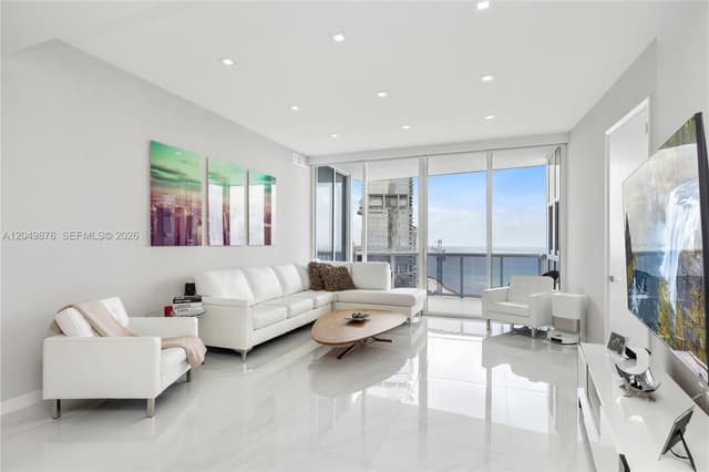 18201 Collins Ave # 3504, Sunny Isles Beach FL 33160 - Sunny Isles Beach, FL - Photo 3